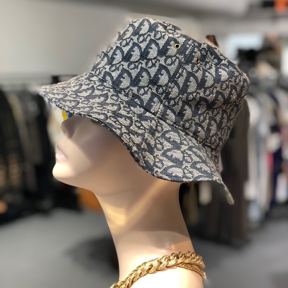 Dior | Accessories | Authentic 